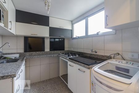 Cozinha de apartamento para alugar com 1 quarto, 39m² em Santa Cecília, São Paulo