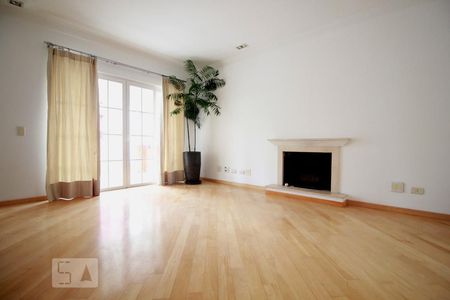 Sala de casa de condomínio para alugar com 4 quartos, 3564m² em Jardim Colombo, São Paulo