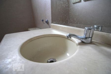 Pia de casa de condomínio para alugar com 4 quartos, 3564m² em Jardim Colombo, São Paulo