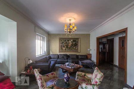 Apartamento à venda com 280m², 3 quartos e sem vaga Apartamento à venda com 280m², 3 quartos e sem vagaSala