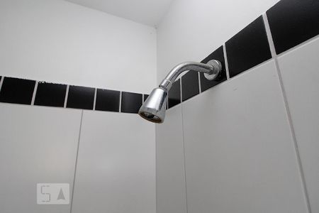Studio para alugar com 30m², 1 quarto e sem vaga Studio para alugar com 30m², 1 quarto e sem vagaChuveiro Banheiro.