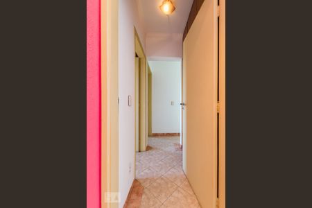 Corredor de apartamento à venda com 3 quartos, 78m² em Vila Rossi, Campinas