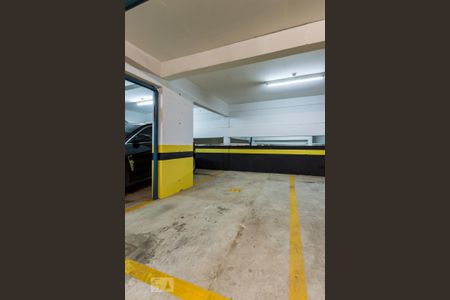 Garagem 1 de apartamento à venda com 3 quartos, 78m² em Vila Rossi, Campinas