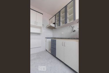 Apartamento à venda com 76m², 2 quartos e 1 vagaCozinha