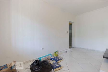 Sala de casa à venda com 3 quartos, 114m² em Vila Paiva, São Paulo