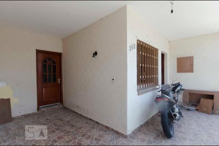 Casa à venda com 114m², 3 quartos e 2 vagasGaragem