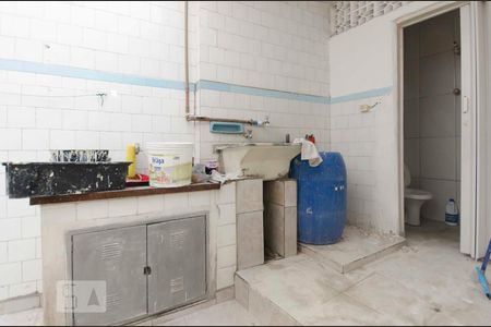 Lavanderia de casa à venda com 3 quartos, 114m² em Vila Paiva, São Paulo