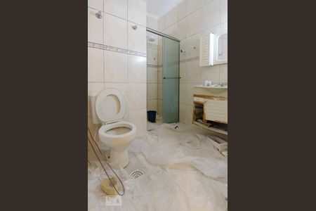 Casa à venda com 114m², 3 quartos e 2 vagasBanheiro