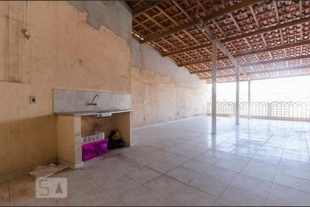 Varanda ( 2 andar) de casa à venda com 3 quartos, 114m² em Vila Paiva, São Paulo