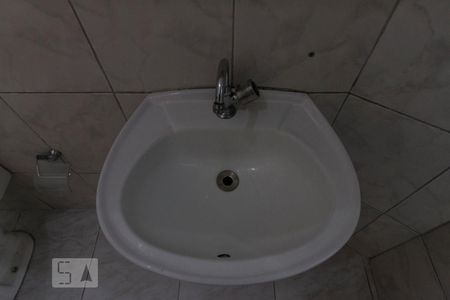 Apartamento à venda com 100m², 2 quartos e sem vagaPia do Banheiro Social 