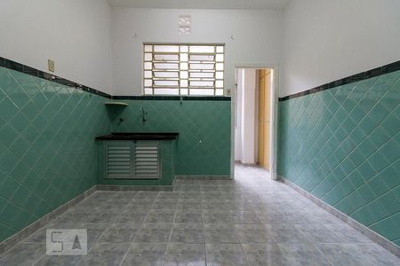 Apartamento à venda com 100m², 2 quartos e sem vagaCozinha 