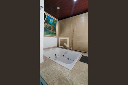 Apartamento à venda com 162m², 4 quartos e 2 vagas Apartamento à venda com 162m², 4 quartos e 2 vagasTerraço