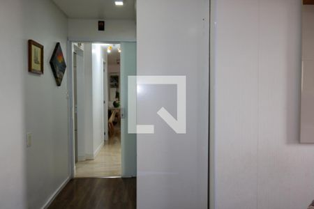 Apartamento à venda com 162m², 4 quartos e 2 vagas Apartamento à venda com 162m², 4 quartos e 2 vagasSuite