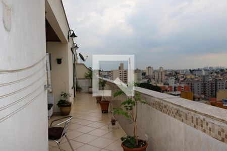 Apartamento à venda com 162m², 4 quartos e 2 vagas Apartamento à venda com 162m², 4 quartos e 2 vagasTerraço