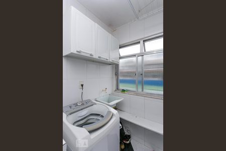 Apartamento para alugar com 60m², 2 quartos e 1 vagaÁrea de serviço