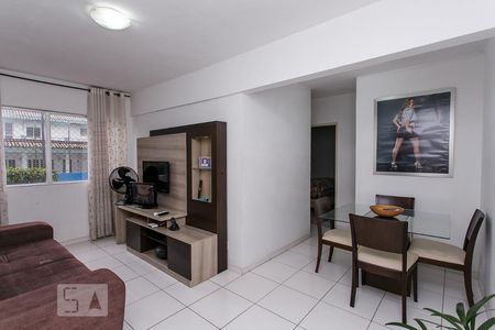 Sala de apartamento para alugar com 2 quartos, 60m² em Jacarepaguá, Rio de Janeiro