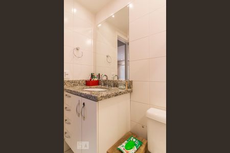 Banheiro de apartamento à venda com 3 quartos, 87m² em Alto da Lapa, São Paulo