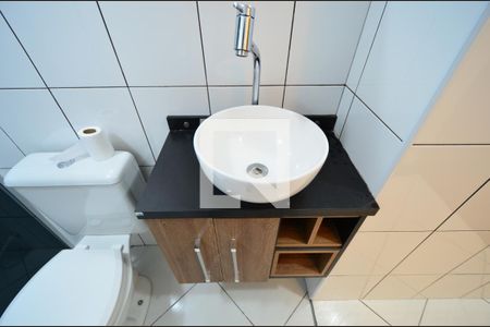 Casa para alugar com 65m², 2 quartos e sem vagaBanheiro