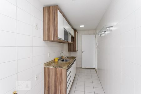 Apartamento à venda com 102m², 3 quartos e 2 vagasCozinha