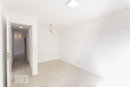 Apartamento à venda com 102m², 3 quartos e 2 vagasSuíte