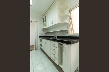 Apartamento para alugar com 94m², 3 quartos e 2 vagasCozinha