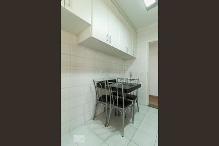 Apartamento para alugar com 94m², 3 quartos e 2 vagasCozinha