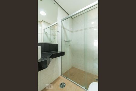 Banheiro de apartamento para alugar com 3 quartos, 94m² em Água Branca, São Paulo