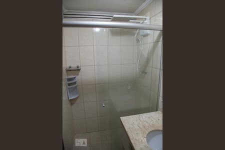 Banheiro social de apartamento à venda com 3 quartos, 65m² em Casa Verde Média, São Paulo