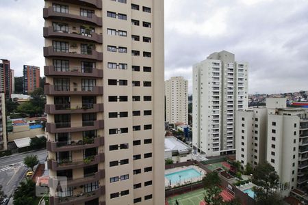 Apartamento para alugar com 70m², 1 quarto e 2 vagasVista da suíte