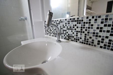 Pia de apartamento para alugar com 1 quarto, 70m² em Vila Andrade, São Paulo