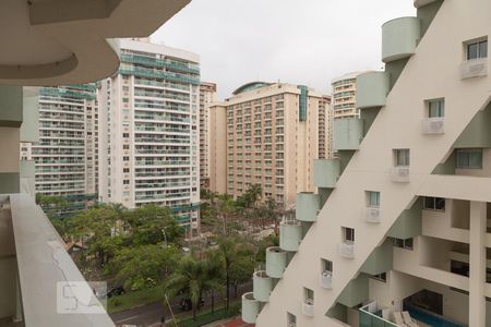Vista de apartamento para alugar com 2 quartos, 77m² em Barra da Tijuca, Rio de Janeiro
