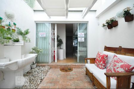 Studio para alugar com 32m², 1 quarto e sem vaga Studio para alugar com 32m², 1 quarto e sem vagaHall de entrada