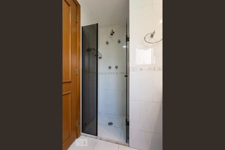 Apartamento à venda com 160m², 3 quartos e 3 vagasBanheiro da suíte 1