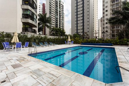 Apartamento à venda com 160m², 3 quartos e 3 vagasPiscina