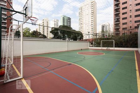 Apartamento à venda com 160m², 3 quartos e 3 vagasQuadra esportiva