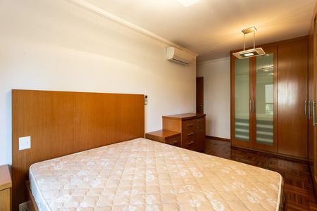 Apartamento à venda com 160m², 3 quartos e 3 vagasSuíte 2