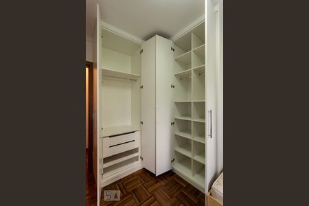 Apartamento à venda com 160m², 3 quartos e 3 vagasSuíte 3