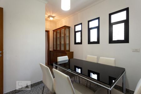 Apartamento à venda com 160m², 3 quartos e 3 vagasCopa