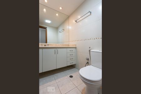 Apartamento à venda com 160m², 3 quartos e 3 vagasBanheiro da suíte 3