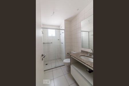 Banheiro social de apartamento para alugar com 3 quartos, 100m² em Jardim São Paulo, Guarulhos