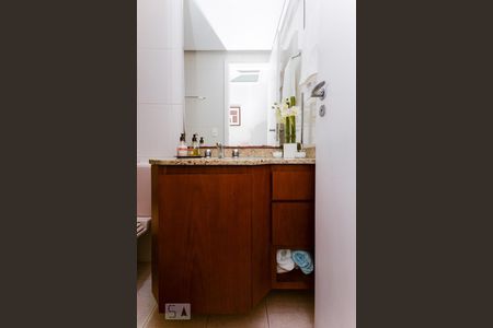 Apartamento à venda com 120m², 3 quartos e 2 vagasBanheiro