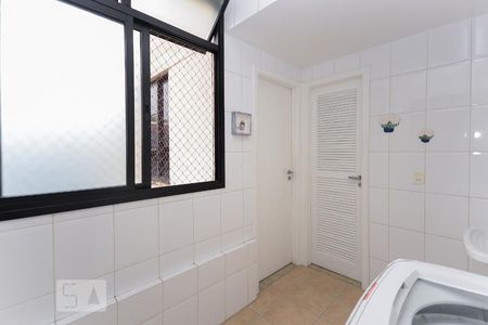 Apartamento à venda com 120m², 3 quartos e 2 vagasÁrea de serviço