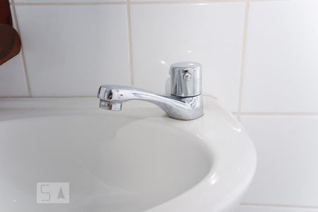 Apartamento à venda com 120m², 3 quartos e 2 vagasBanheiro de serviço torneira