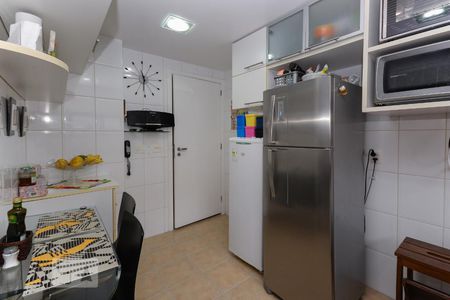 Apartamento à venda com 120m², 3 quartos e 2 vagasCozinha