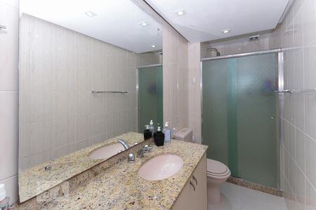 Apartamento à venda com 120m², 3 quartos e 2 vagasBanheiro suíte