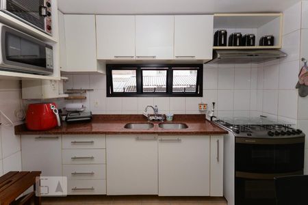 Apartamento à venda com 120m², 3 quartos e 2 vagasCozinha