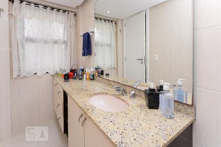 Apartamento à venda com 120m², 3 quartos e 2 vagasBanheiro suíte