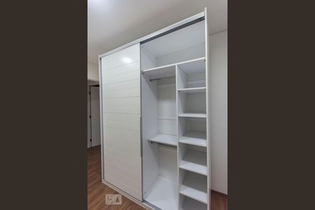 Apartamento para alugar com 98m², 3 quartos e 2 vagasQuarto 2