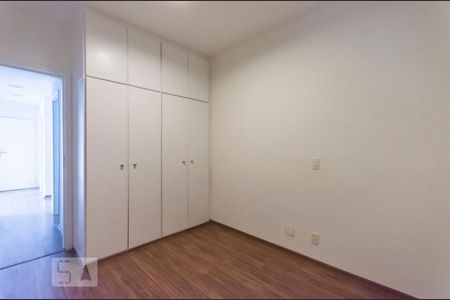 Quarto de apartamento para alugar com 3 quartos, 98m² em Vila Olímpia, São Paulo