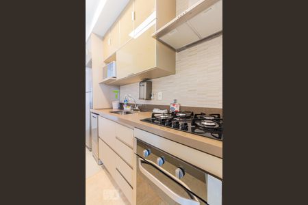 Apartamento para alugar com 95m², 2 quartos e 2 vagasCozinha